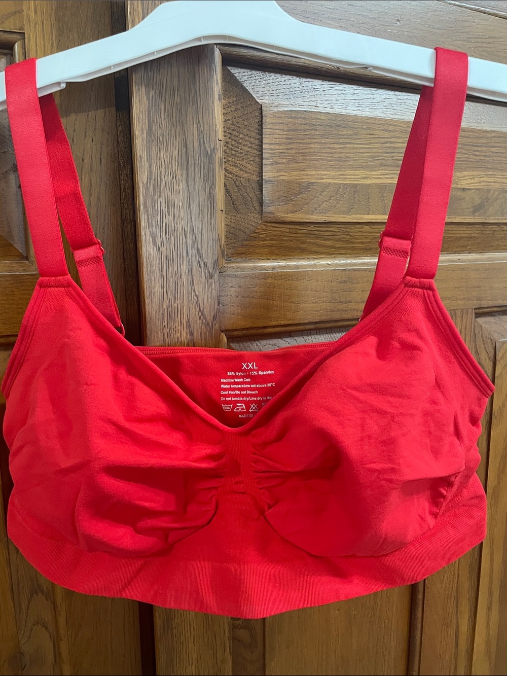 Red stretch comfort bra,  no wires no pads, adjustable straps NEW  Sz. XXL